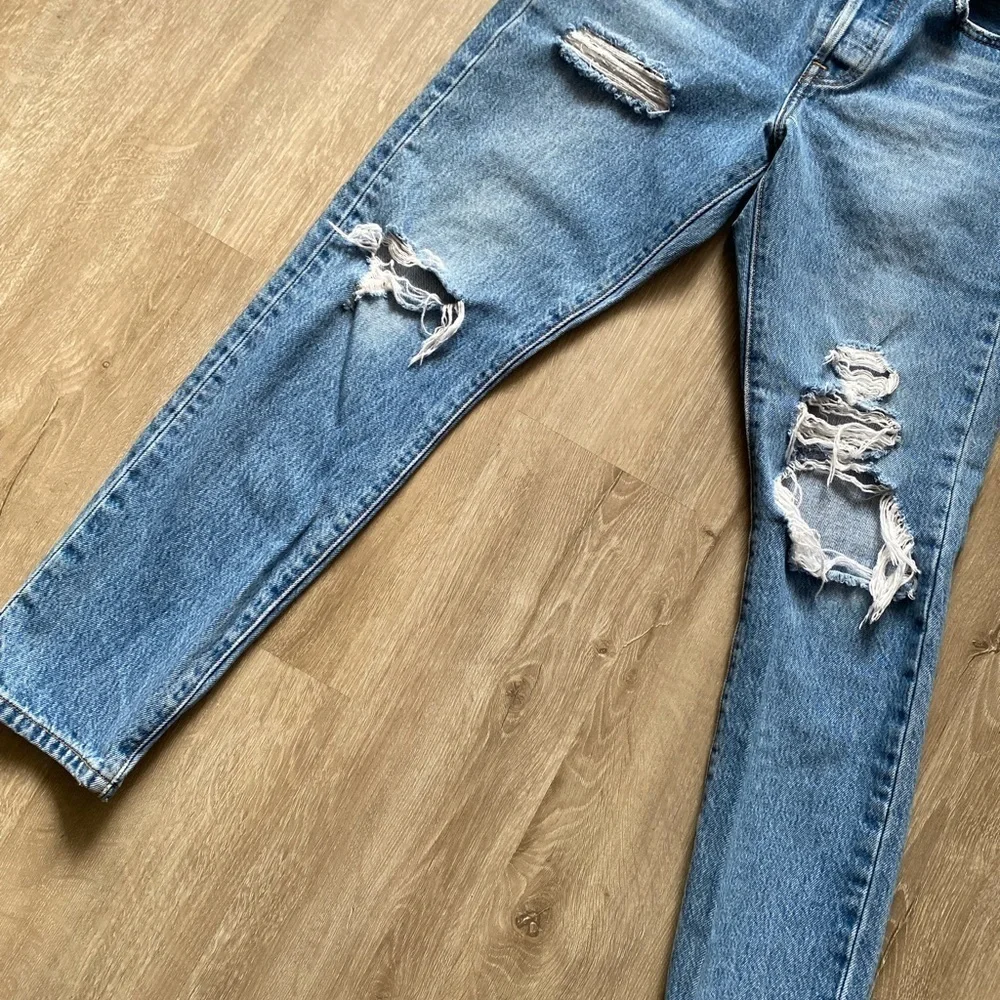 Levi's 501 Distressed Jeans